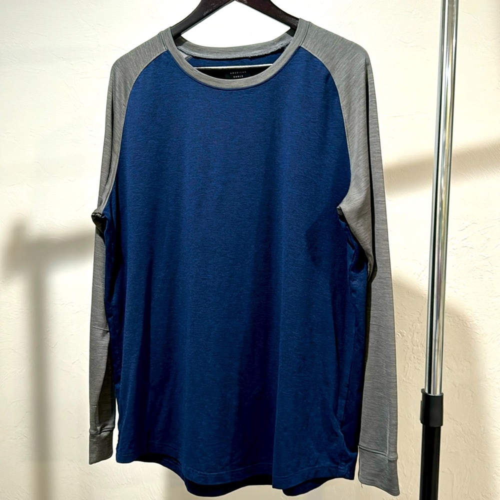 American Eagle Long Sleeve T-shirt, size Large.